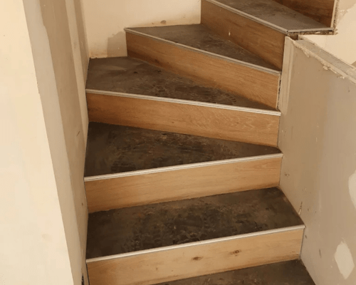 Escalier intérieur - Serraille Carrelage